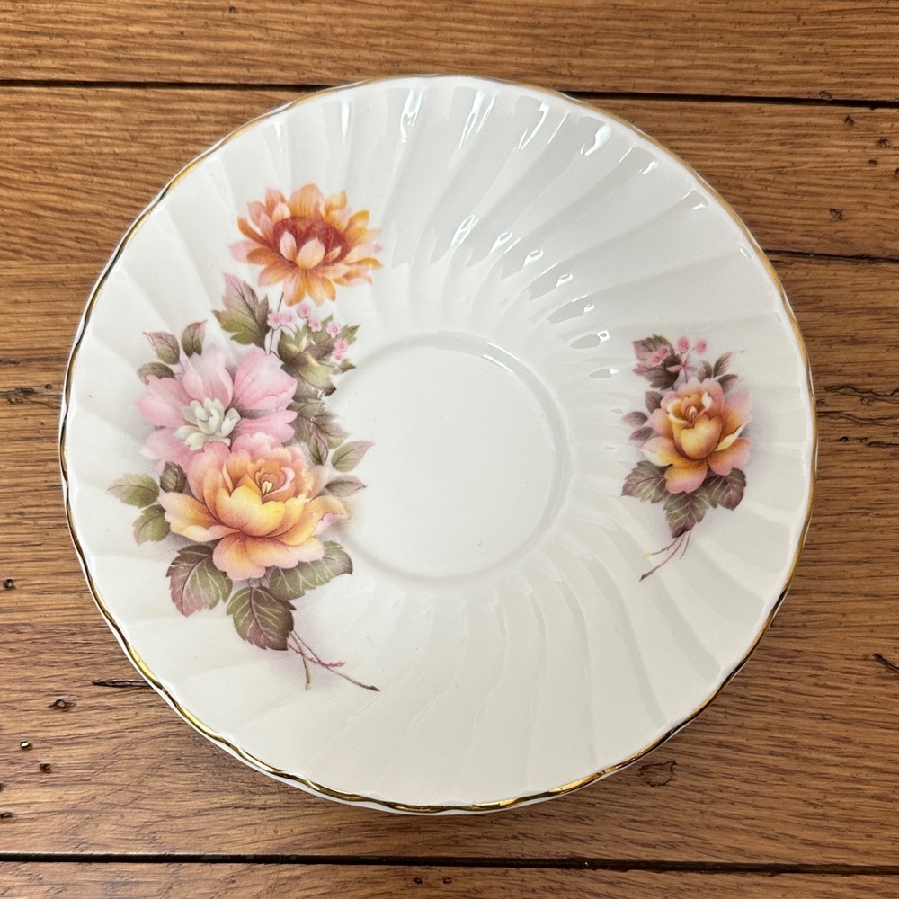 Floral Fine Bone China Saucer with Gold Trim - Royal Kendal England
